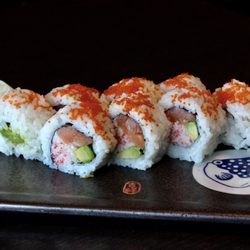 Akizu Sushi Bar & Grill - Foster City Roll
