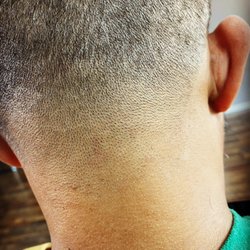 Tonaki’s Barbershop - Bald taper