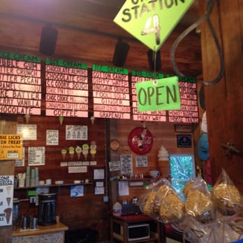 Scoop Deck - Ice Cream & Frozen Yogurt Near Me - Wells, Maine Scoop Deck - Ice Cream & Frozen Yogurt Near Me - Wells, Maine