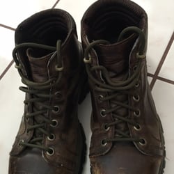 Bubba-T's Leather - Metal eyelets