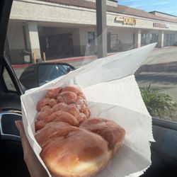 Glazed Cinnamon Twist 10/10