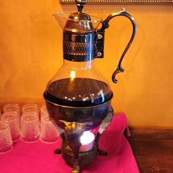 Harry's Pizza E Vino - Vin Chaud served French style+ - Pizza Near Me - Elkhart Lake, Wisconsin
