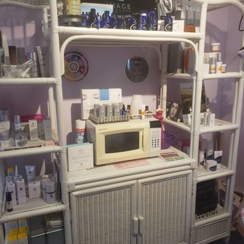Face Forward Facial Studio - Clean and welcoming. - Skin Care Near Me - Bradenton, Florida Face Forward Facial Studio - Clean and welcoming. - Skin Care Near Me - Bradenton, Florida