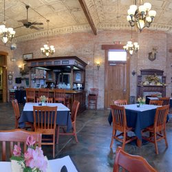 Cafe Evangeline - Very nicely appointed interior