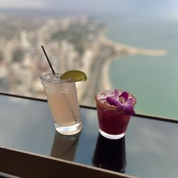 CloudBar - 360 CHICAGO - Feeling Tiltsy & Hombres Del Jardin