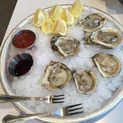 Astro Pub - Oysters $6