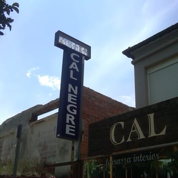 Cal Negre - Catalan Near Me - Rosas, GI