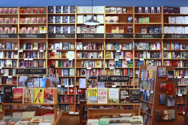 Parnassus Books by null