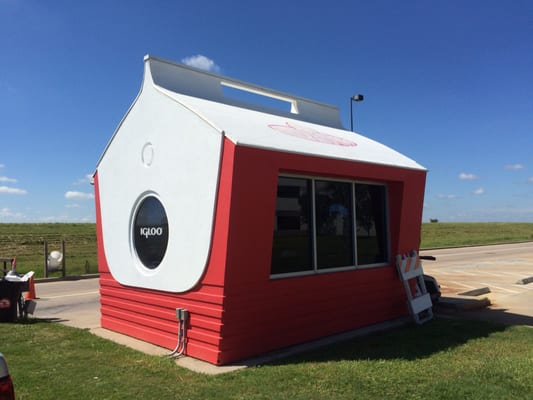 Igloo Factory Store by null