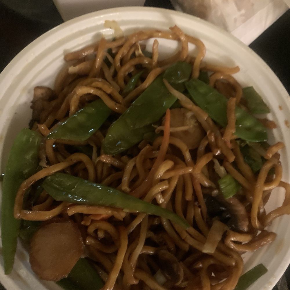Hunan Wok - Vegetable Lo Mein - Chinese Near Me - Washington, New Jersey Hunan Wok - Vegetable Lo Mein - Chinese Near Me - Washington, New Jersey