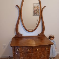 Treasure Chest Outlet - Oak vintage dresser