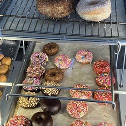 Foster's Donuts