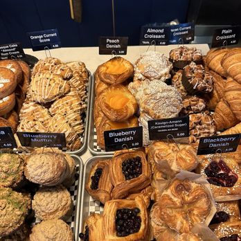 Fresh Flours - Baked goods - Bakeries Near Me - Seattle, Washington Fresh Flours - Baked goods - Bakeries Near Me - Seattle, Washington