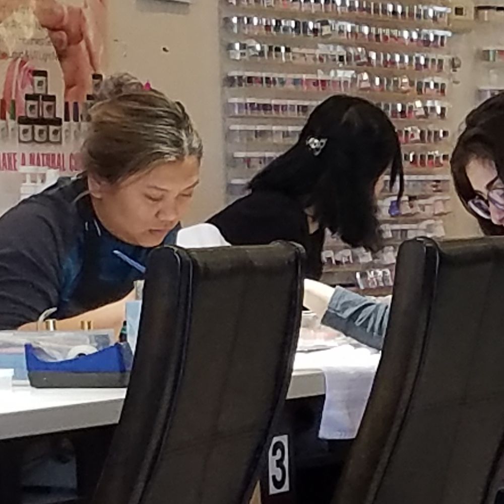 New Moon Nails - Super rude disrespectful girl doing nails - Waxing Near Me - Mesa, Arizona New Moon Nails - Super rude disrespectful girl doing nails - Waxing Near Me - Mesa, Arizona