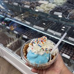 Kilwins - Blue moon sundae!! Chocolate in the background. I got some of those too. :) iP12PM