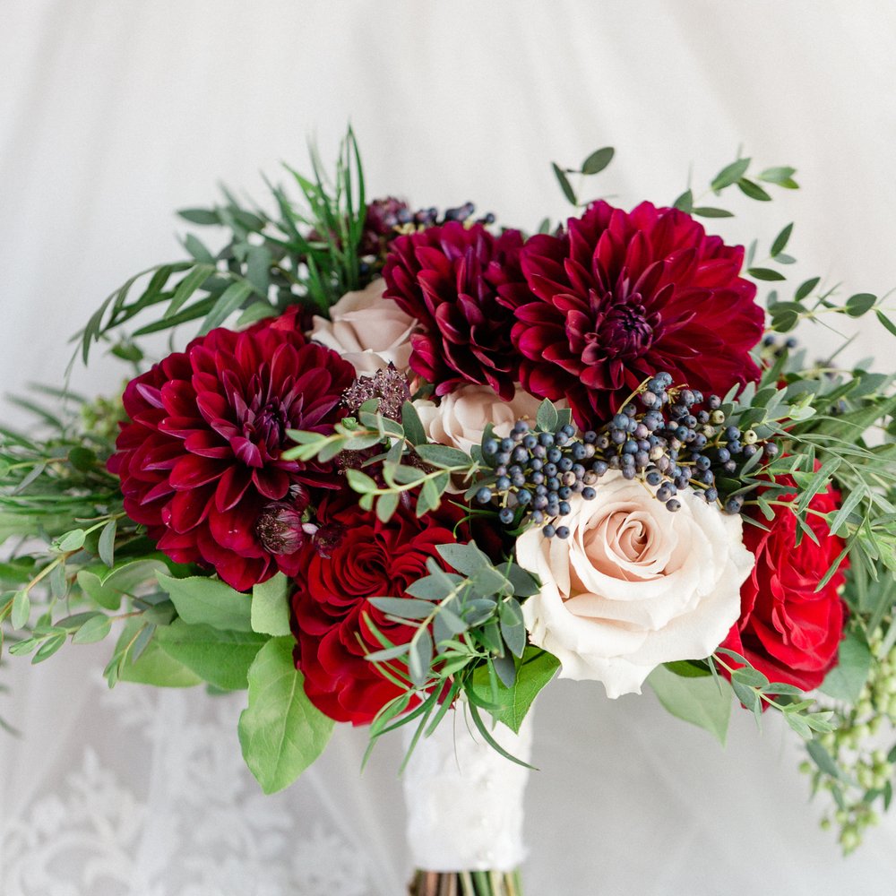 Mayfield Flowers - Florists Near Me - Crystal Lake, Illinois Mayfield Flowers - Florists Near Me - Crystal Lake, Illinois