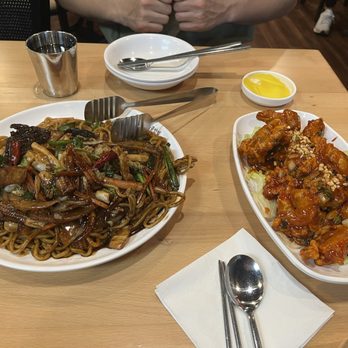 Paik's Noodle - Jaengban jjajang, chili shrimp - Chinese Near Me - Bellevue, Washington Paik's Noodle - Jaengban jjajang, chili shrimp - Chinese Near Me - Bellevue, Washington