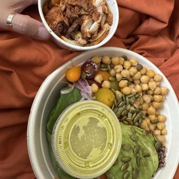 Milpa  - Chickpea avocado bowl with pollo adobo protein - Breakfast & Brunch Near Me - Las Vegas, Nevada