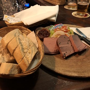 Café De Klos - Barbeque Near Me - Amsterdam, New Hampshire