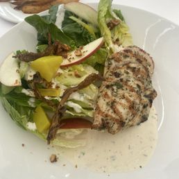 Grilled chicken salad