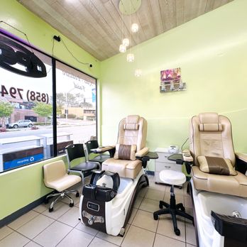 Tranquility Nails Spa - Good vibes and gorgeous nails go hand in hand. Our friendly team at Tranquility Nail Salon is here to make you feel comfortable. - Nail Salons Near Me - Del Mar, California Tranquility Nails Spa - Good vibes and gorgeous nails go hand in hand. Our friendly team at Tranquility Nail Salon is here to make you feel comfortable. - Nail Salons Near Me - Del Mar, California