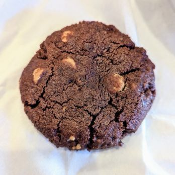 Saiga Vietnamese Eatery - chocolate peanut butter cookie - Vietnamese Near Me - Irvine, California Saiga Vietnamese Eatery - chocolate peanut butter cookie - Vietnamese Near Me - Irvine, California