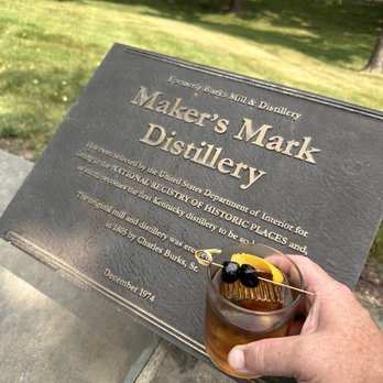 Maker's Mark Distillery - Tours Near Me - Loretto, Kentucky Maker's Mark Distillery - Tours Near Me - Loretto, Kentucky