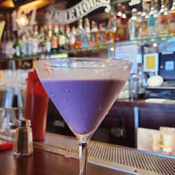 7 Mile House - Ube Expresso Martini - house ube syrup, Mr. Black coffee liqueur, Hangar One Vodka.   Unashamed to admit I'd turn in my Man-Card for this. - Sports Bars Near Me - Brisbane, California