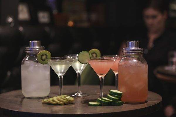 Grafton Street Pub & Grill by null