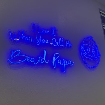 Beard Papa's - inside - Desserts Near Me - Las Vegas, Nevada