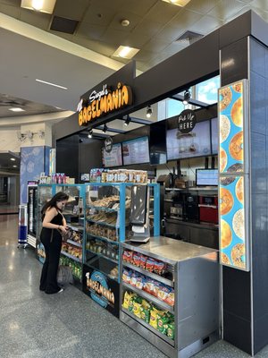 Siegel's Bagelmania at LAS by null