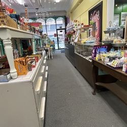 Incense & Peppermints - Candy & Gifts - Main entrance to the boulevard of sweets.