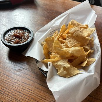 Barrio Queen - Really good chips and salsa - Mexican Near Me - Gilbert, Arizona Barrio Queen - Really good chips and salsa - Mexican Near Me - Gilbert, Arizona