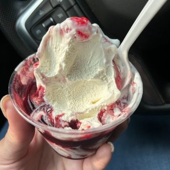 Wally's Frozen Custard - Desserts Near Me - St. Clair Shores, Michigan Wally's Frozen Custard - Desserts Near Me - St. Clair Shores, Michigan