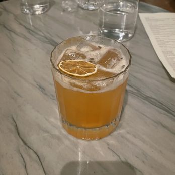Hotel Genevieve - Wine Bars Near Me - Louisville, Kentucky
