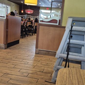 Denny's - Dining room - Diners Near Me - Chino Hills, California Denny's - Dining room - Diners Near Me - Chino Hills, California