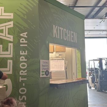 FigLeaf Brewing - Kitchen - Beer Gardens Near Me - Middletown, Ohio