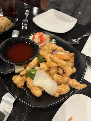Cheng's Restaurant and Bar by null