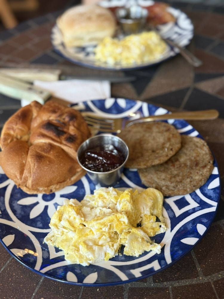 Callaways Coffee & Bistro