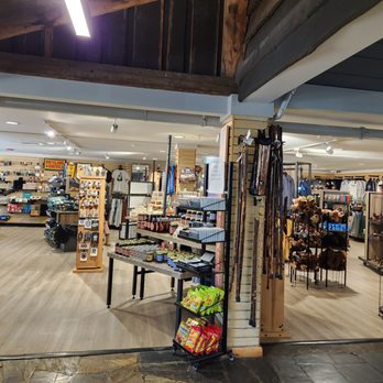 Big Meadows Wayside - Gift store. Cute stuff. - American Near Me - Stanley, Virginia