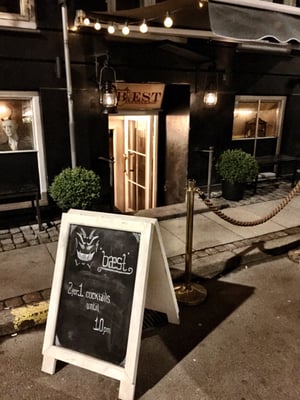 Bæst Cocktailbar by null
