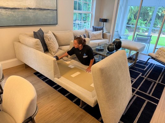 Deep Clean - Our expert team goes beyond the surface to tackle dirt and grime in every corner. Enjoy flexible scheduling and a meticulous clean that leaves your home looking and feeling refreshed. Book your deep cleaning service today and see the difference!