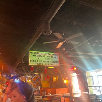 Flippers Tavern - Bars Near Me - Lubbock, Texas