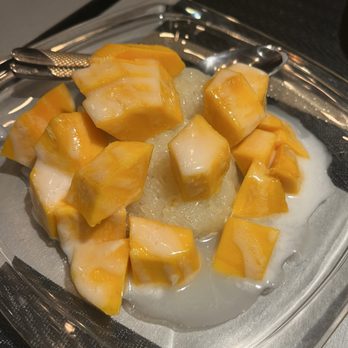 Mango Tree Thai Cafe - Mango sticky rice - Thai Near Me - Charleston, South Carolina