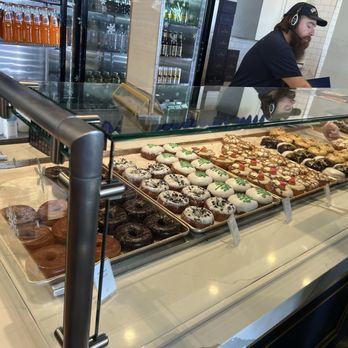 Saint Honoré - Lots of doughnut options - Donuts Near Me - Las Vegas, Nevada Saint Honoré - Lots of doughnut options - Donuts Near Me - Las Vegas, Nevada