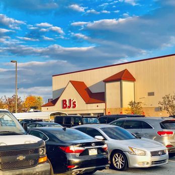 BJ's Wholesale Club - BJ's Springfield storefront - Wholesale Stores Near Me - Springfield, Pennsylvania BJ's Wholesale Club - BJ's Springfield storefront - Wholesale Stores Near Me - Springfield, Pennsylvania