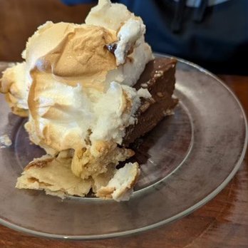 Blue Springs Cafe - Chocolate cream mile high pie - American Near Me - Highland, Illinois