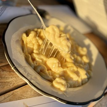 Square Peg - Mac and cheese - American Near Me - Warren, Rhode Island Square Peg - Mac and cheese - American Near Me - Warren, Rhode Island