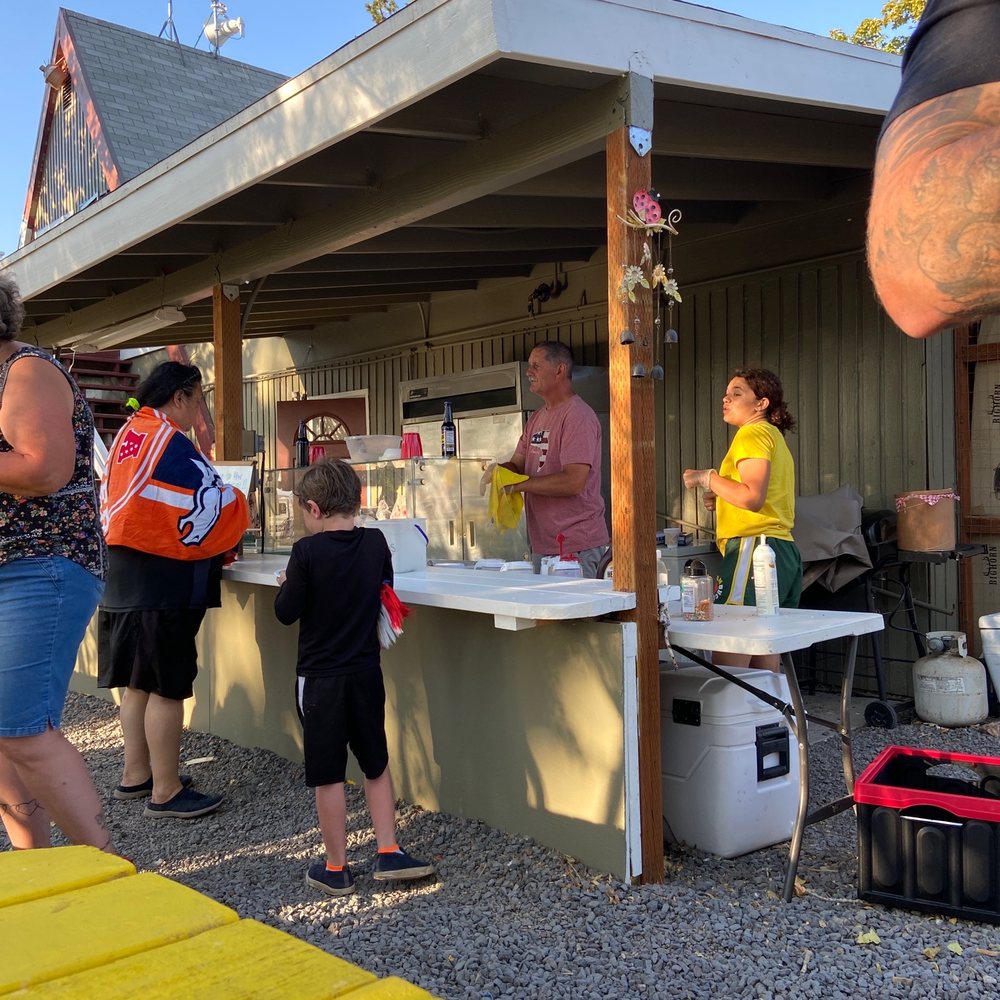 Ice cream social! Ice cream social!