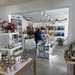 Carolina Flowers - Inside of the retail store